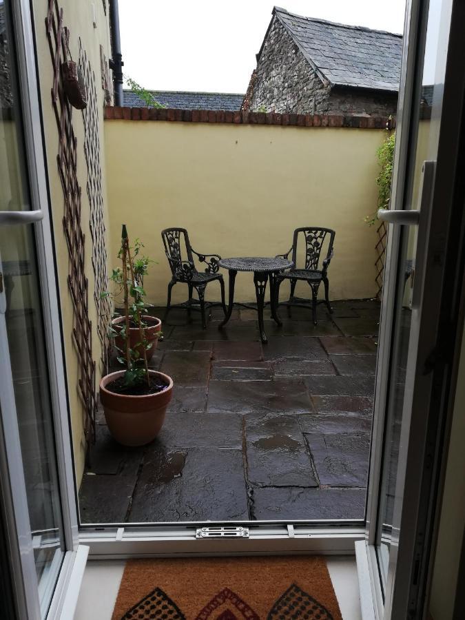 6 Beili Priory Apartment Abergavenny Luaran gambar